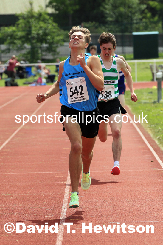 Men and Boys 1500 metres, 2022 North Eastern Track and Field Champs., Middlesbrough. David T. Hewitson/Sports for All Pics